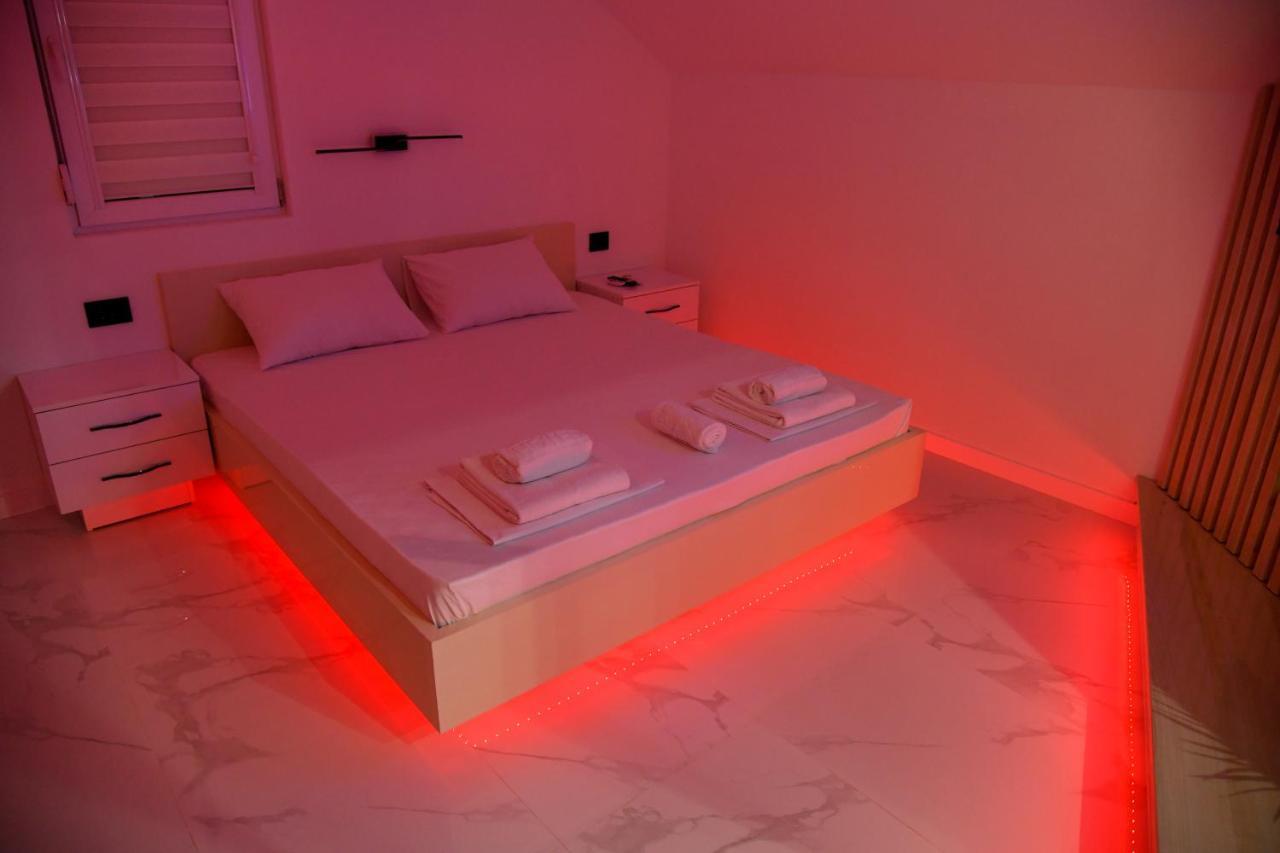 Pansion Eden Otel Ni Dış mekan fotoğraf