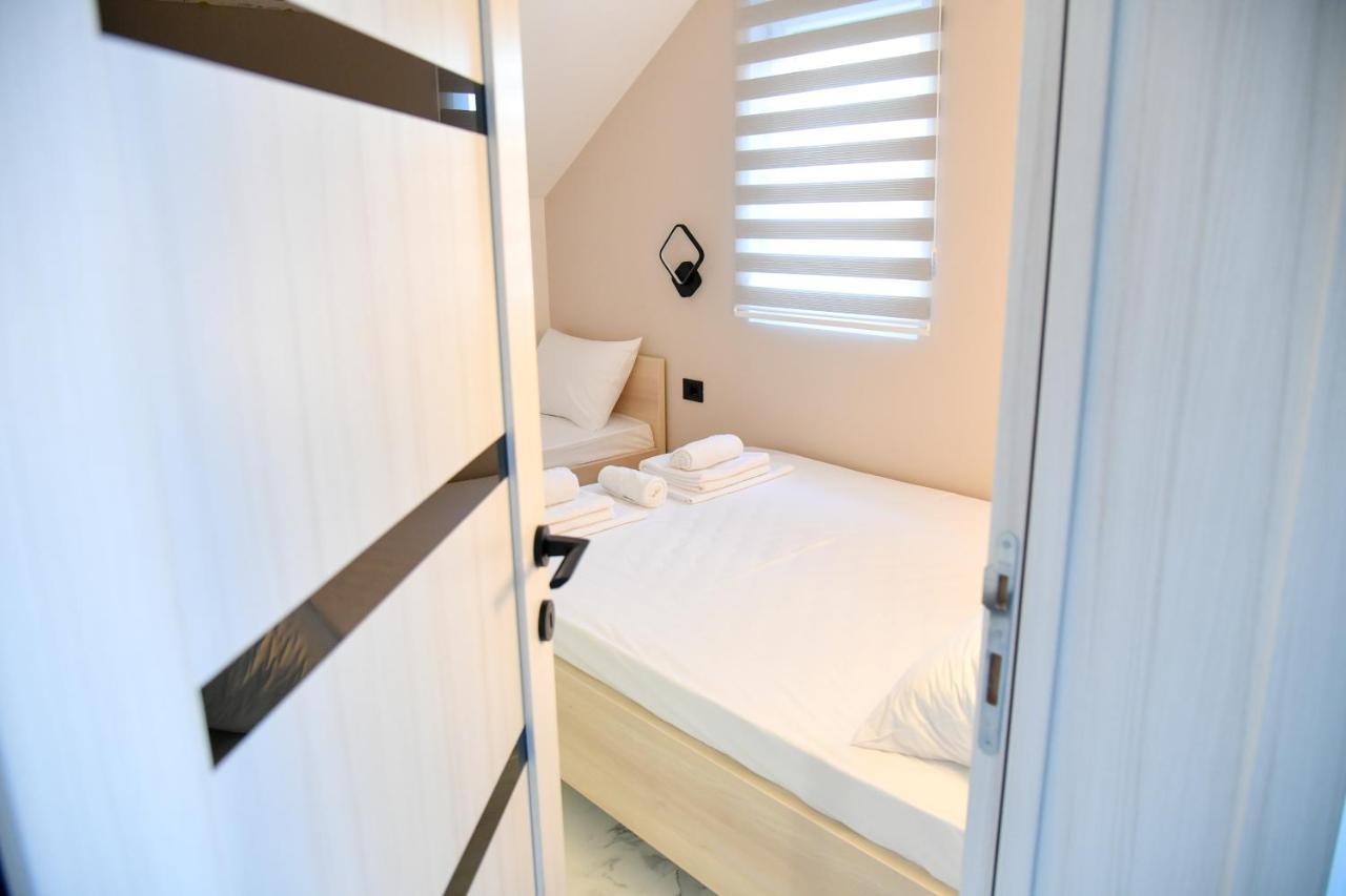 Pansion Eden Otel Ni Dış mekan fotoğraf