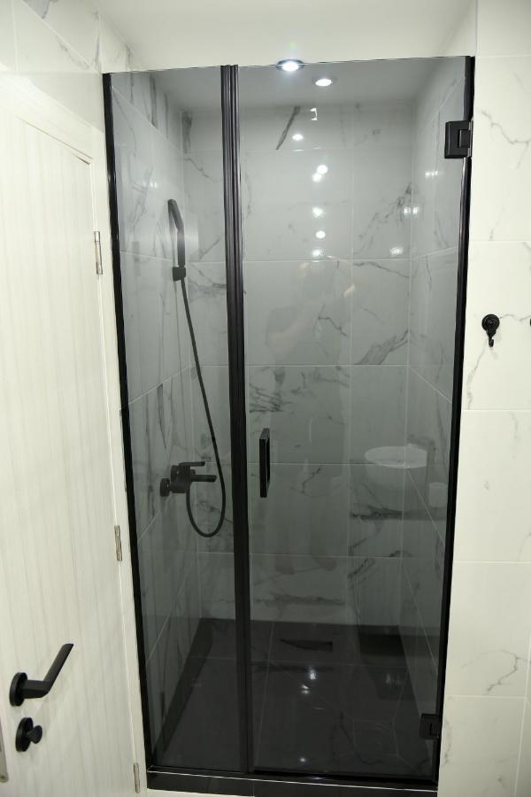 Pansion Eden Otel Ni Dış mekan fotoğraf